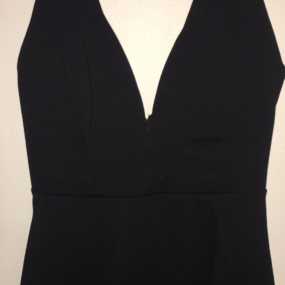 Black short dress - Picture 2 of 4
